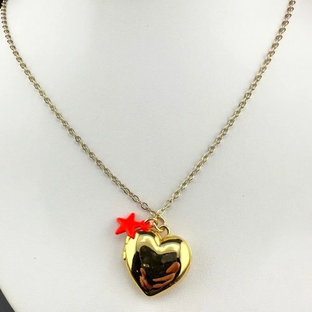 Two Crewcuts Girls Necklaces - Heart locket gold tone